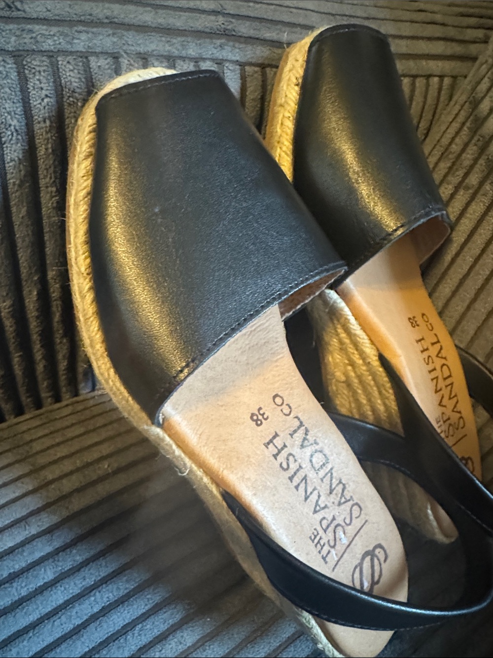 The Spanish sandal company Black Leather Slingback Espadrille Wedges 38